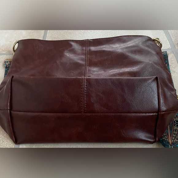 Geometric Brown Faux Leather Strap Hobo / Retro Style Lightweight Crossbody Bag - Picture 4 of 4